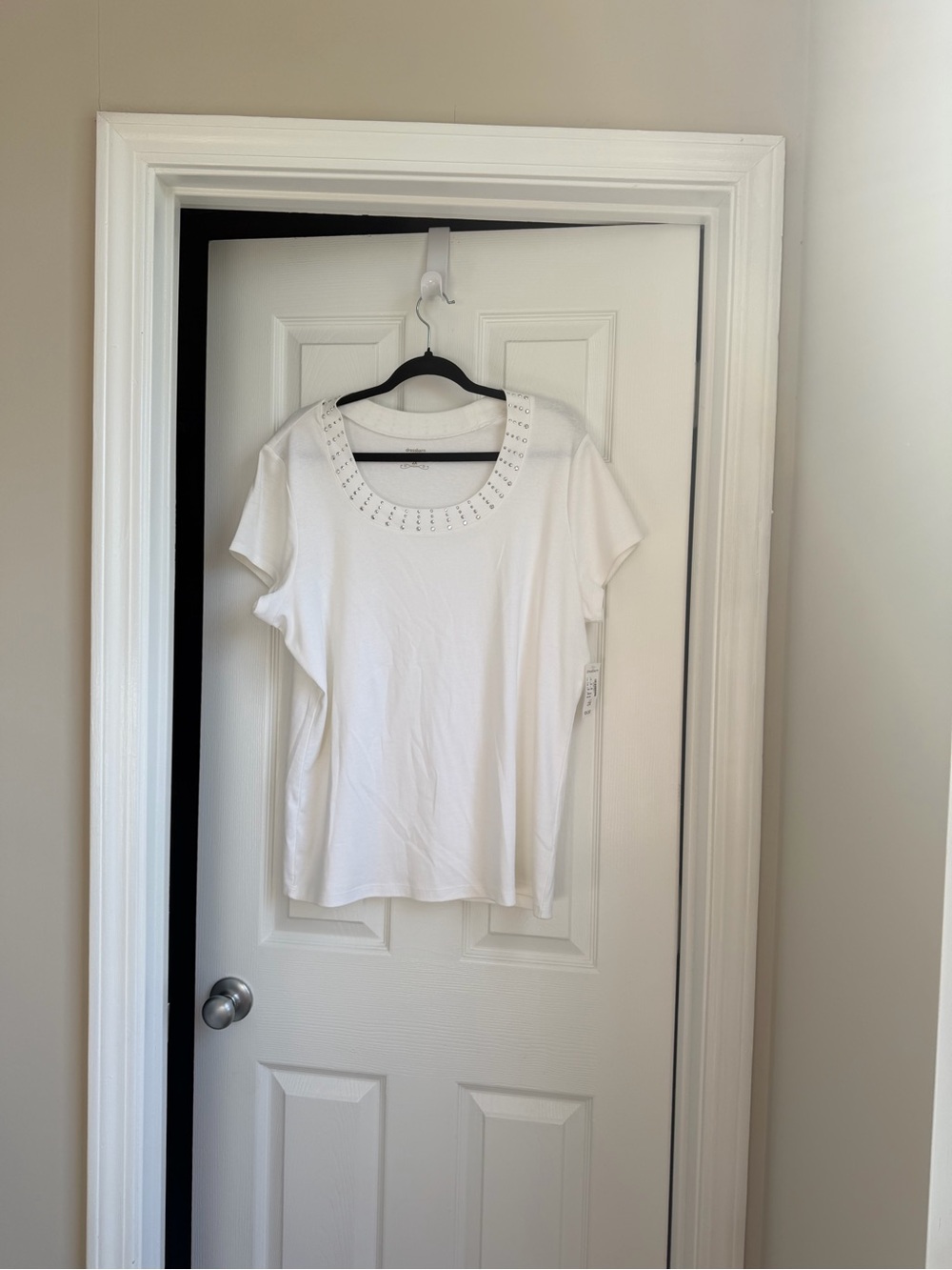 dressbarn White Short-Sleeve Scoop Neck Tee with Rhinestone Detail